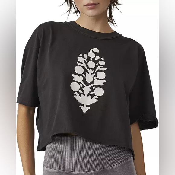 FP Movement by Free People Tops - NWT FP Movement Inspire Logo Tee in Black Combo